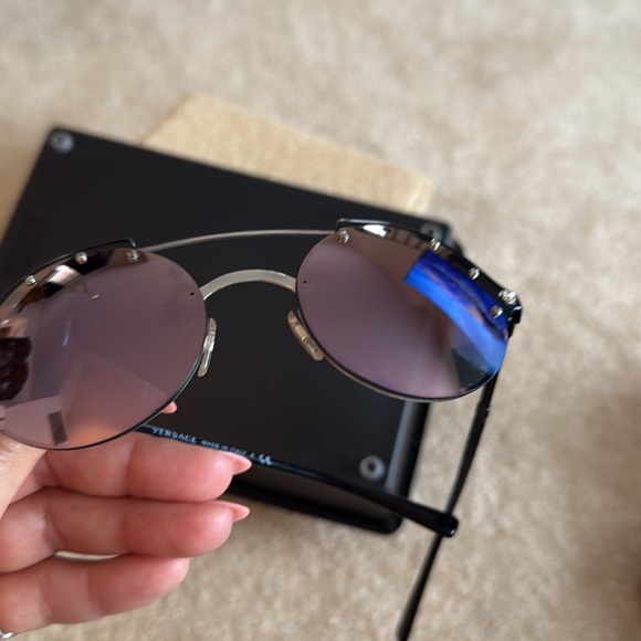 Versace Round Sunglasses with Pink/Purple Tint - Picture 5 of 5